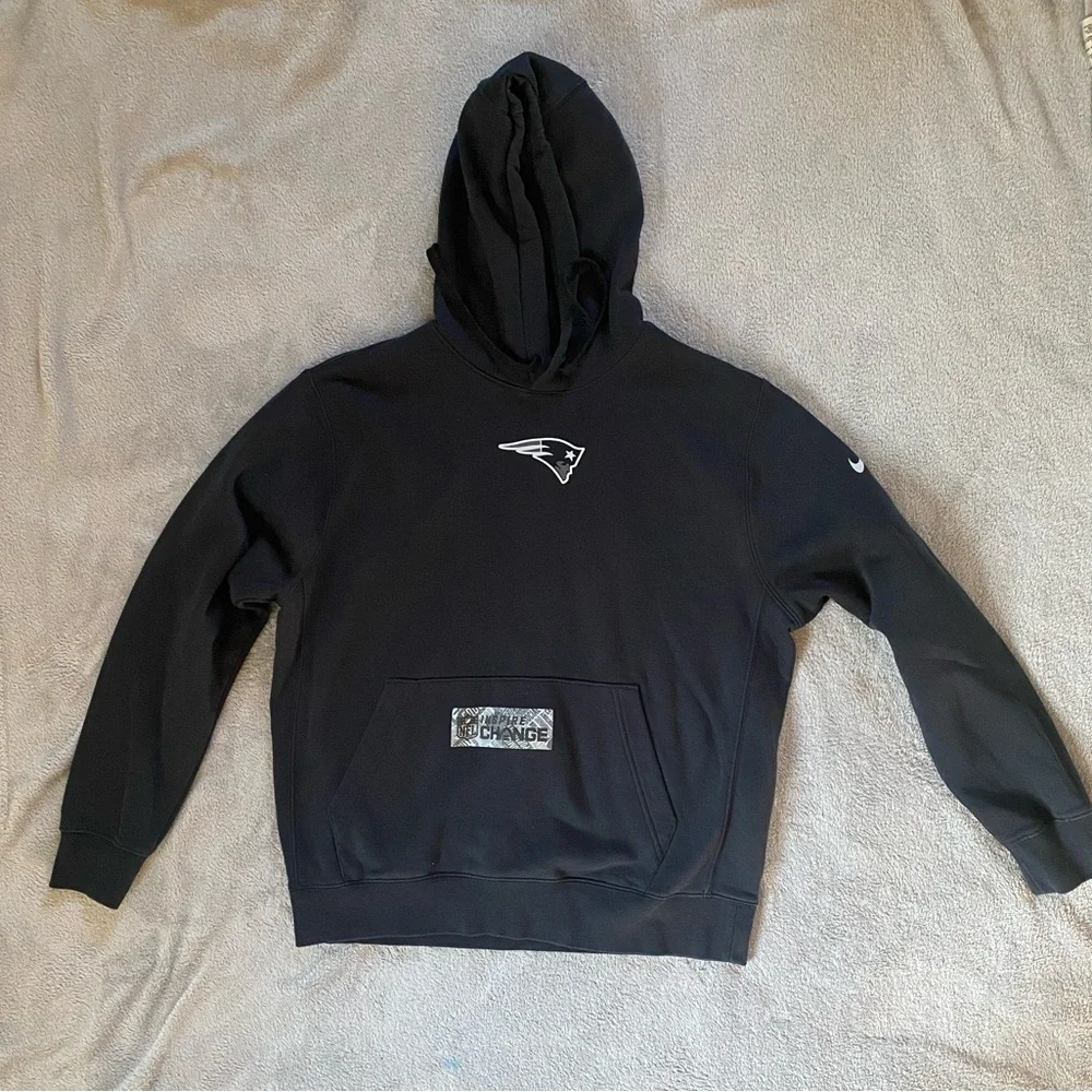 Nike New England Patriots sweatshirt - Picture 1 of 5